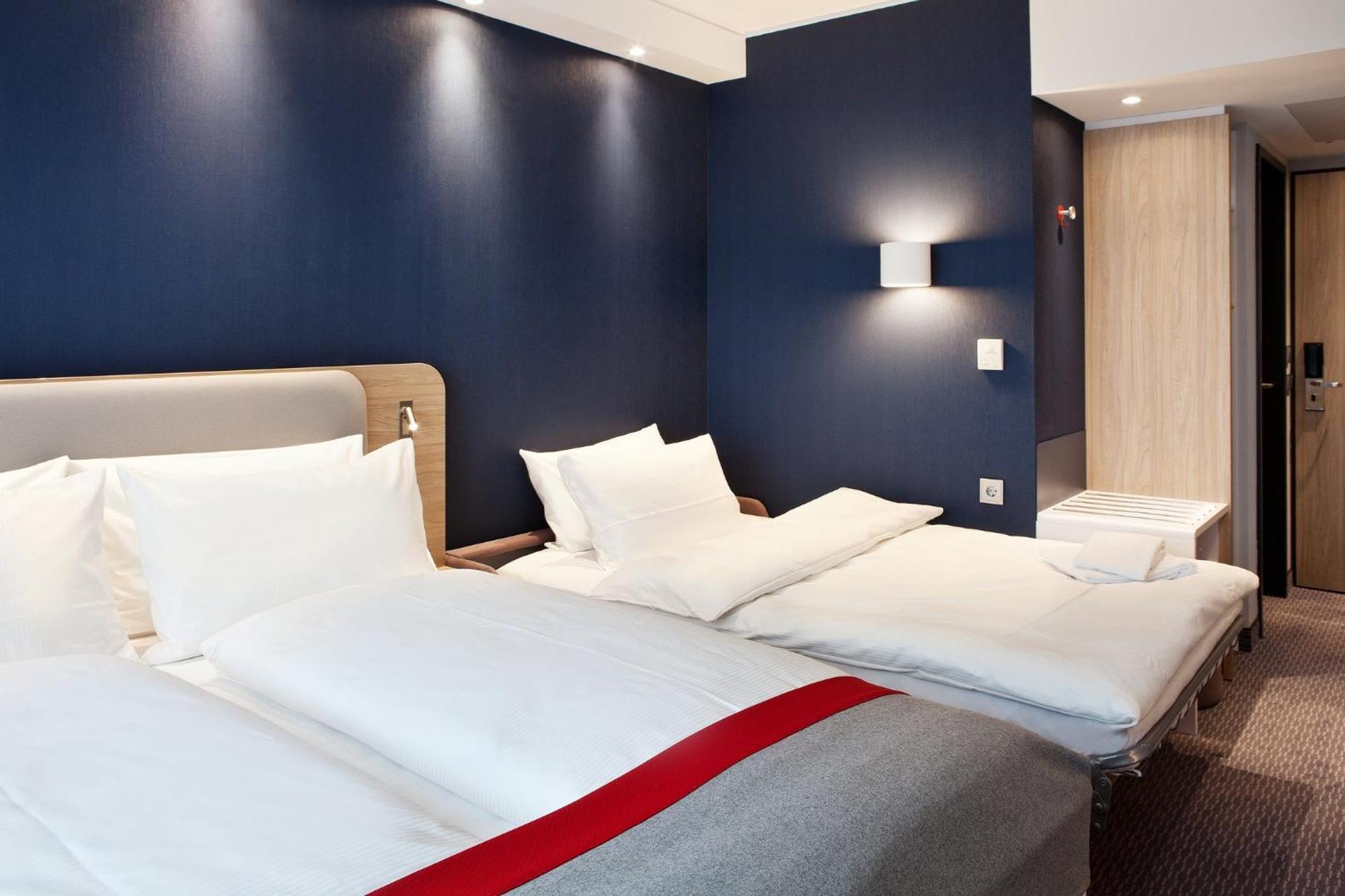 Express - By Ihg 3*