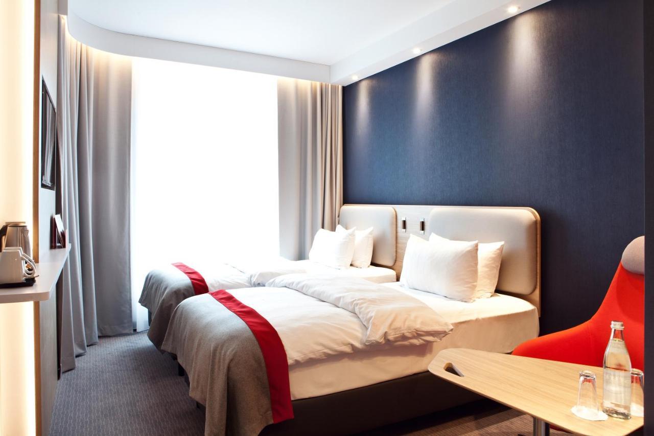 Express - By Ihg 3*
